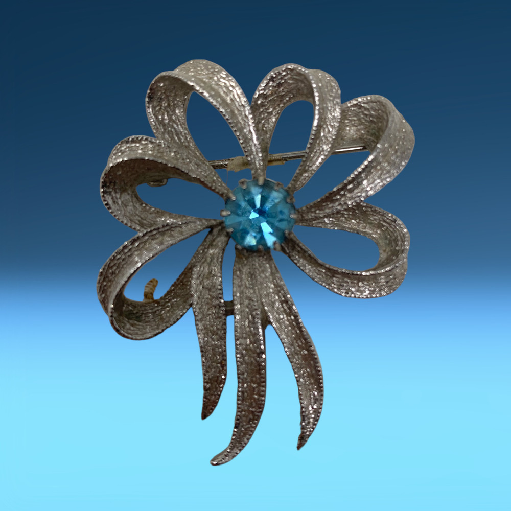 Vintage 1960's SHP Brooch Pin Bow Blue Crystal Textured Silver Tone Mid Century